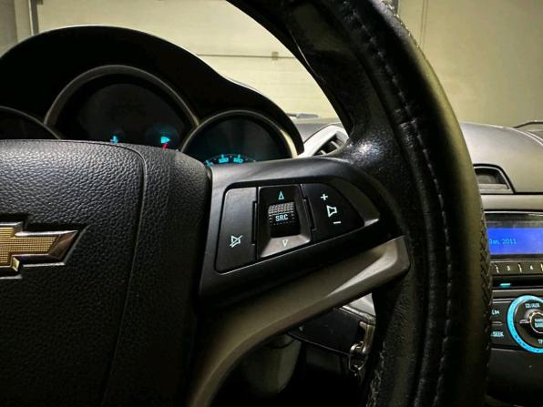 Chevrolet Cruze I Рестайлинг с пробегом 2013 года, цена 439 000 рублей, 190415 км, хэтчбек, Автокод Объявления
