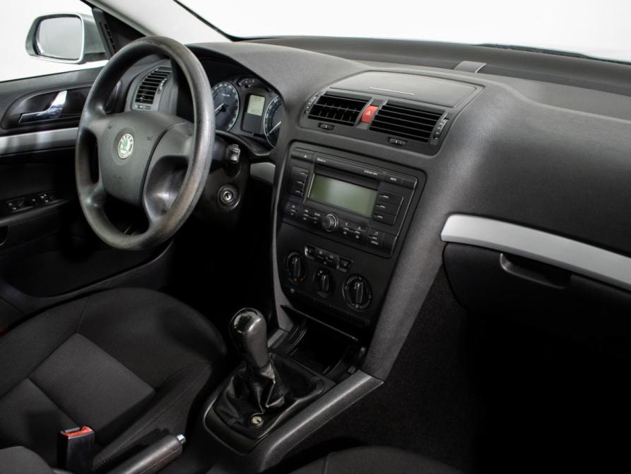 Skoda Octavia II (A5) Москва  - изображение 10