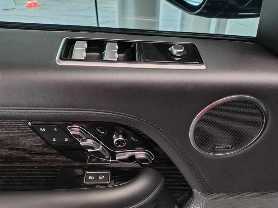 Land Rover Range Rover IV Рестайлинг Москва  - изображение 17