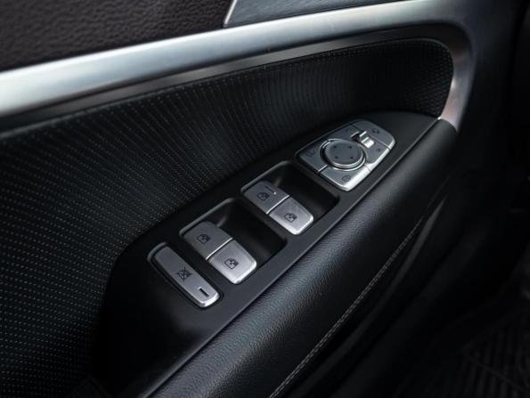 Genesis G70 I с пробегом 2018 года, цена 2 565 000 рублей, 89743 км, седан, Автокод Объявления