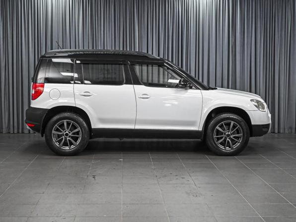 Skoda Yeti I Рестайлинг с пробегом 2013 года, цена 1 048 000 рублей, 134081 км, внедорожник, Автокод Объявления
