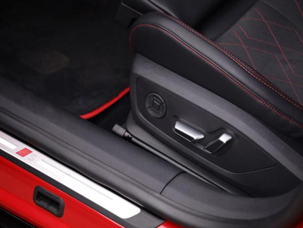 Audi A5 III (B10) с пробегом 2025 года, цена 5 899 000 рублей, 3741 км, лифтбек, Автокод Объявления