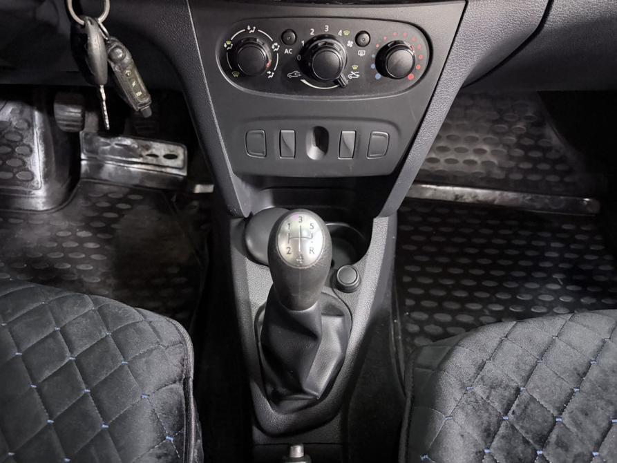 Renault Logan II Воронеж  - изображение 14