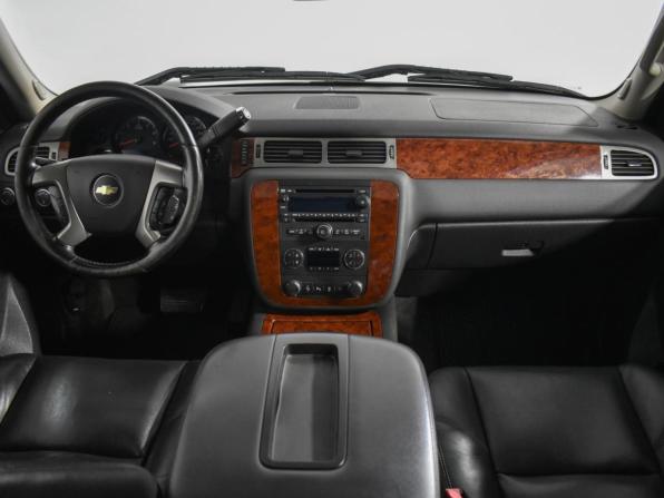 Chevrolet Tahoe III с пробегом 2013 года, цена 1 990 000 рублей, 182000 км, внедорожник, Автокод Объявления