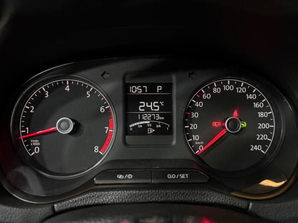 Volkswagen Polo V Рестайлинг с пробегом 2019 года, цена 1 399 000 рублей, 112273 км, седан, Автокод Объявления