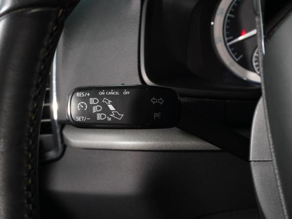 Skoda Karoq I с пробегом 2021 года, цена 2 598 000 рублей, 52158 км, внедорожник, Автокод Объявления