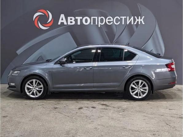 Skoda Octavia III (A7) Рестайлинг с пробегом 2019 года, цена 1 695 000 рублей, 207137 км, лифтбек, Автокод Объявления