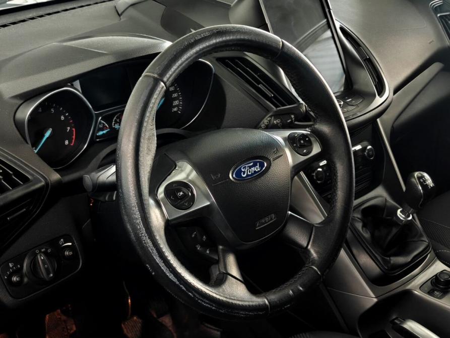 Ford Kuga II Москва  - изображение 12