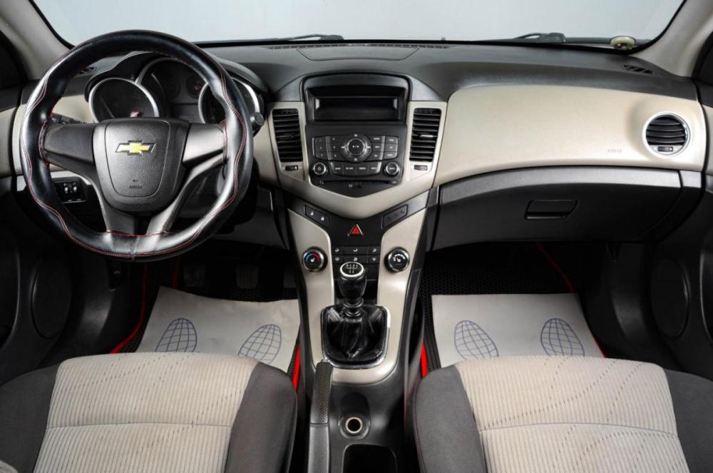 Chevrolet Cruze I Тюмень  - изображение 13