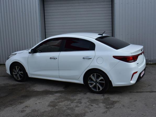 Kia Rio IV с пробегом 2017 года, цена 999 000 рублей, 196517 км, седан, Автокод Объявления