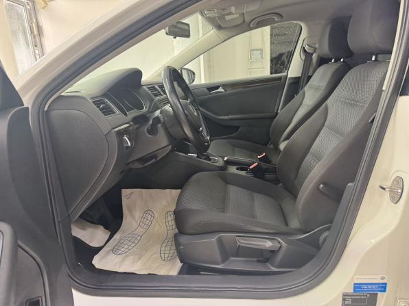 Volkswagen Jetta VI Рестайлинг с пробегом 2015 года, цена 1 270 000 рублей, 164294 км, седан, Автокод Объявления