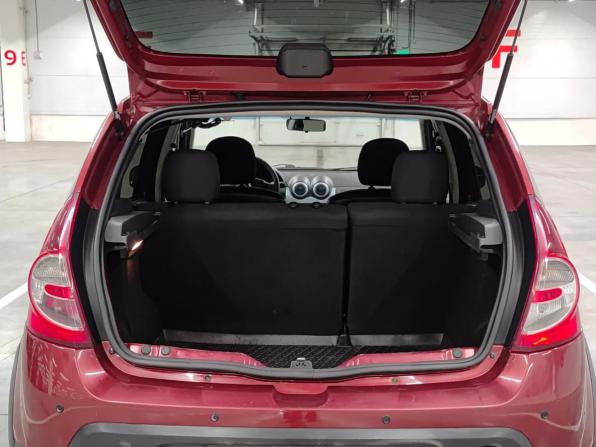 Renault Sandero I с пробегом 2013 года, цена 680 000 рублей, 160695 км, хэтчбек, Автокод Объявления