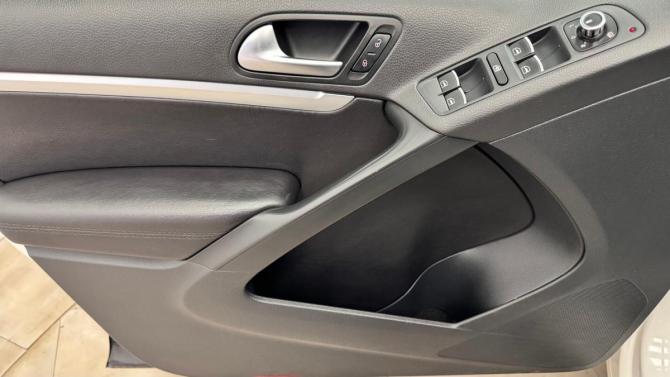 Volkswagen Tiguan I Рестайлинг с пробегом 2011 года, цена 1 159 000 рублей, 224015 км, внедорожник, Автокод Объявления