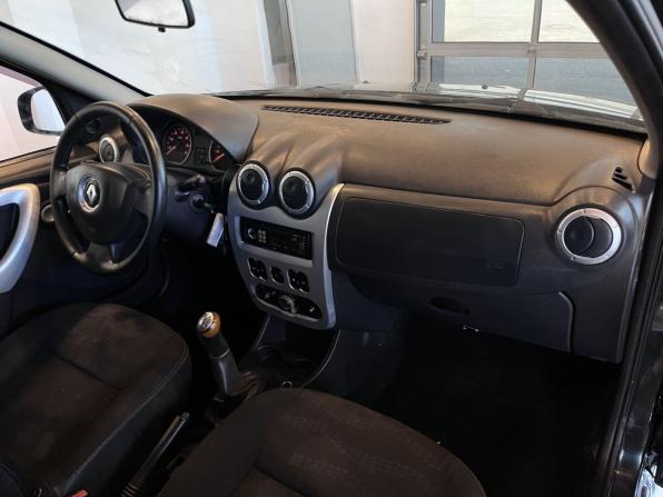 Renault Sandero I с пробегом 2012 года, цена 415 000 рублей, 268312 км, хэтчбек, Автокод Объявления