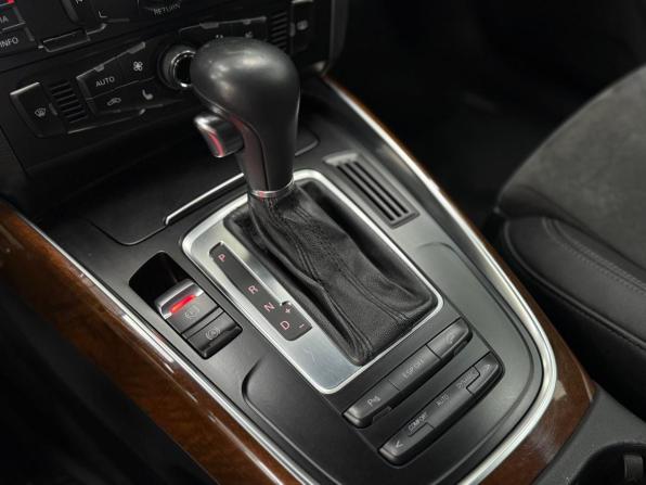 Audi Q5 I (8R) с пробегом 2010 года, цена 1 450 000 рублей, 171689 км, внедорожник, Автокод Объявления