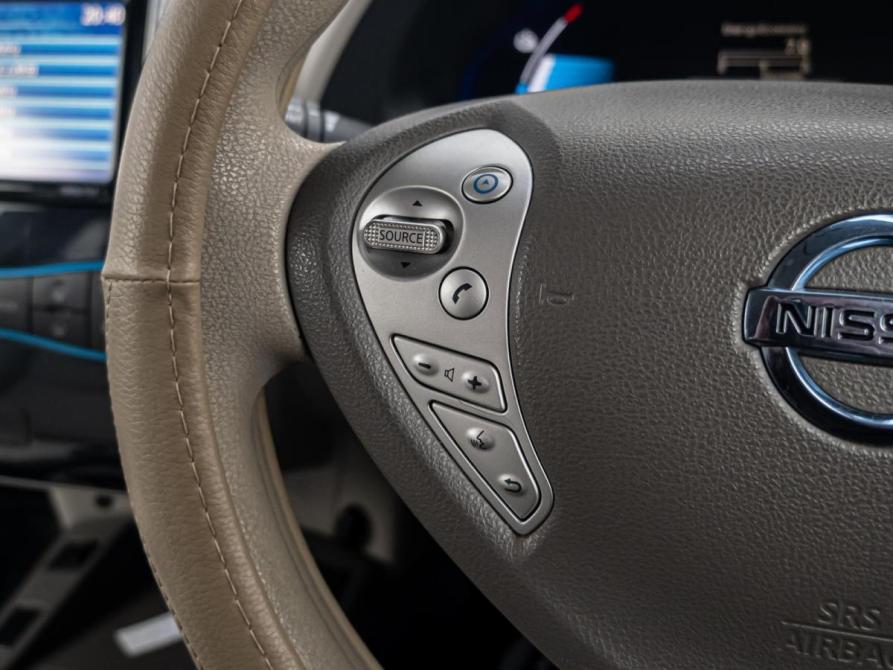 Nissan Leaf I (ZE0/AZE0) Краснодар  - изображение 16