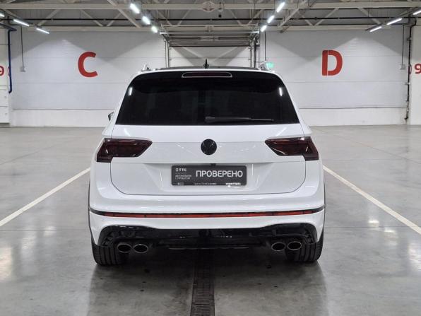 Volkswagen Tiguan II с пробегом 2019 года, цена 3 390 000 рублей, 110928 км, внедорожник, Автокод Объявления