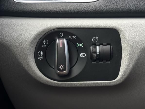 Audi Q3 I (8U) с пробегом 2012 года, цена 1 390 000 рублей, 218138 км, внедорожник, Автокод Объявления