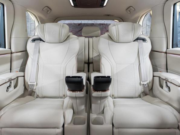 Новый Lexus LM II 2026 года, цена 17 290 000 рублей, минивэн, Автокод Объявления