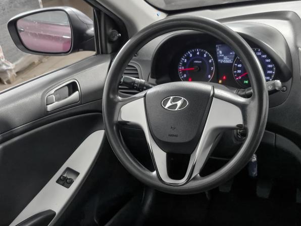 Hyundai Solaris I с пробегом 2012 года, цена 499 000 рублей, 245560 км, седан, Автокод Объявления