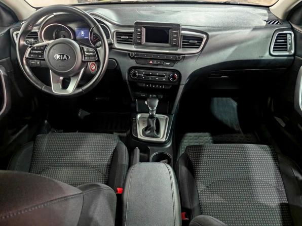 Kia Ceed III с пробегом 2019 года, цена 1 795 000 рублей, 90048 км, универсал, Автокод Объявления