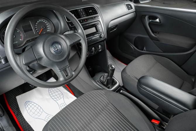 Volkswagen Polo V с пробегом 2011 года, цена 699 000 рублей, 248000 км, седан, Автокод Объявления