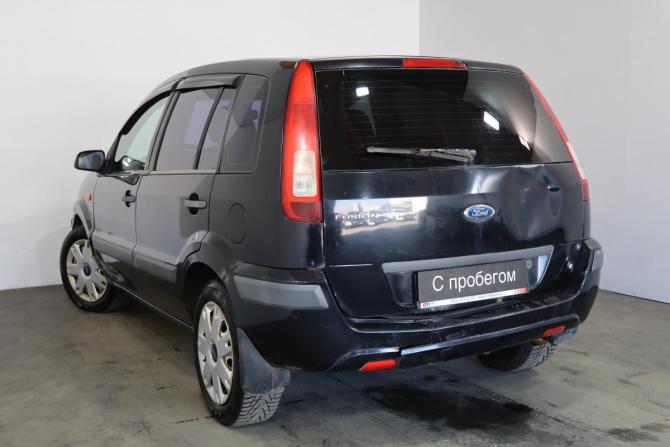 Ford Fusion I Рестайлинг с пробегом 2007 года, цена 199 000 рублей, 311000 км, хэтчбек, Автокод Объявления
