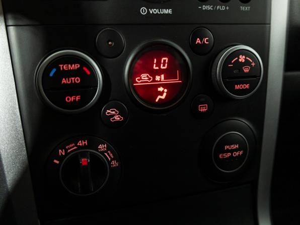 Suzuki Grand Vitara II Рестайлинг с пробегом 2010 года, цена 1 020 989 рублей, 189122 км, внедорожник, Автокод Объявления