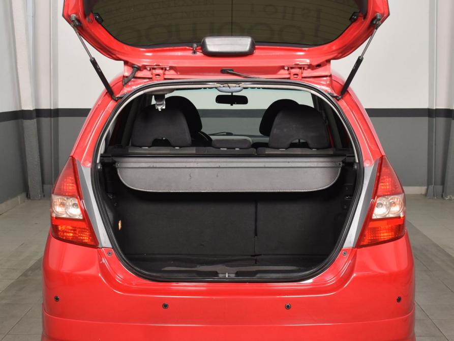 Honda Jazz I Рестайлинг Кемерово  - изображение 17