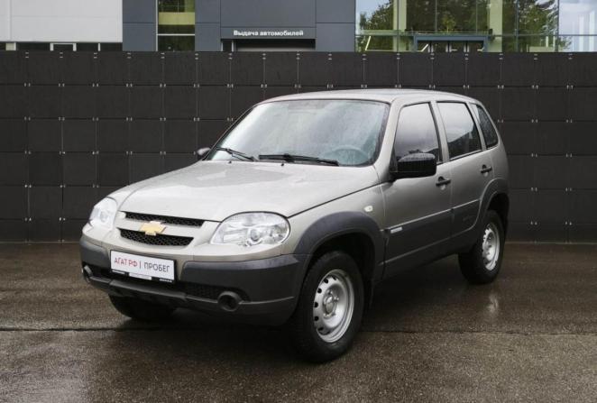 Chevrolet Niva I Рестайлинг с пробегом 2015 года, цена 690 000 рублей, 98622 км, внедорожник, Автокод Объявления