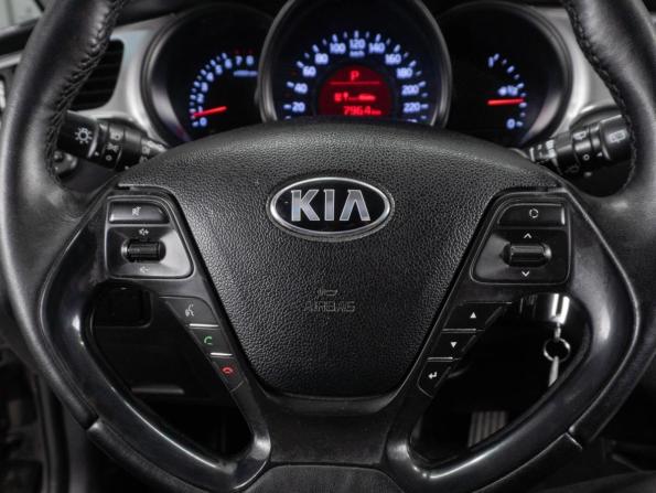 Kia Ceed II Рестайлинг с пробегом 2016 года, цена 1 030 000 рублей, 100946 км, универсал, Автокод Объявления