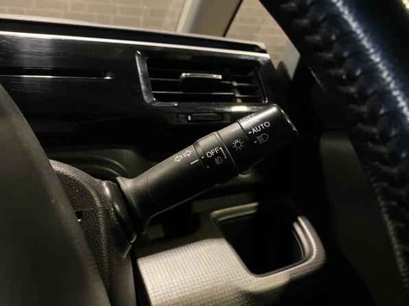 Honda Stepwgn V с пробегом 2015 года, цена 1 850 000 рублей, 181515 км, минивэн, Автокод Объявления