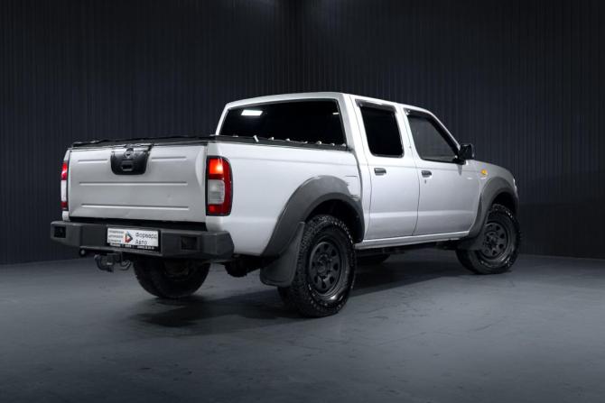 Nissan NP300 с пробегом 2009 года, цена 699 000 рублей, 349162 км, пикап, Автокод Объявления