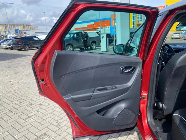 Renault Kaptur I Рестайлинг с пробегом 2020 года, цена 2 050 000 рублей, 45901 км, внедорожник, Автокод Объявления