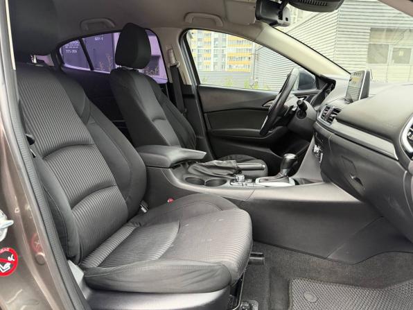 Mazda 3 III (BM) с пробегом 2013 года, цена 1 025 000 рублей, 211885 км, седан, Автокод Объявления