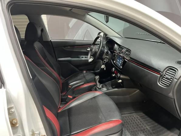 Kia Rio IV с пробегом 2019 года, цена 1 370 000 рублей, 126887 км, хэтчбек, Автокод Объявления