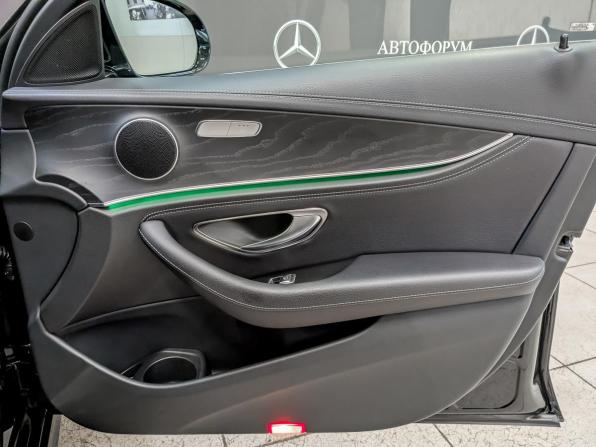 Mercedes-Benz E-Класс V (W213 S213 C238) Рестайлинг с пробегом 2022 года, цена 4 750 000 рублей, 87947 км, седан, Автокод Объявления