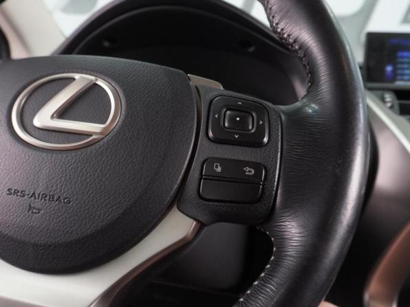 Lexus NX I с пробегом 2015 года, цена 3 339 000 рублей, 59217 км, внедорожник, Автокод Объявления