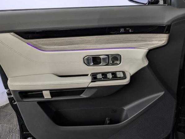 JETOUR DASHING I Рестайлинг с пробегом 2024 года, цена 2 370 000 рублей, 23370 км, внедорожник, Автокод Объявления