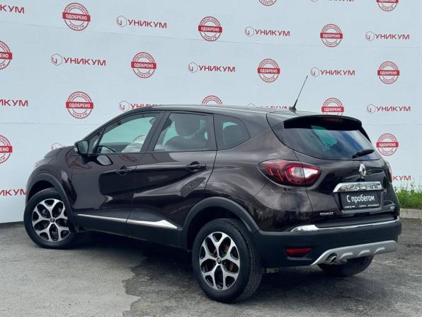 Renault Kaptur I с пробегом 2018 года, цена 1 529 000 рублей, 116559 км, внедорожник, Автокод Объявления
