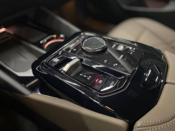 Новый BMW 5 серии VIII (G60/G61/G68) 2025 года, цена 8 699 000 рублей, седан, Автокод Объявления