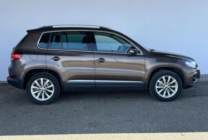 Volkswagen Tiguan I Рестайлинг с пробегом 2015 года, цена 1 545 000 рублей, 207456 км, внедорожник, Автокод Объявления