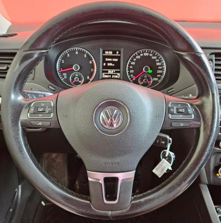 Volkswagen Jetta VI с пробегом 2012 года, цена 825 000 рублей, 228611 км, седан, Автокод Объявления