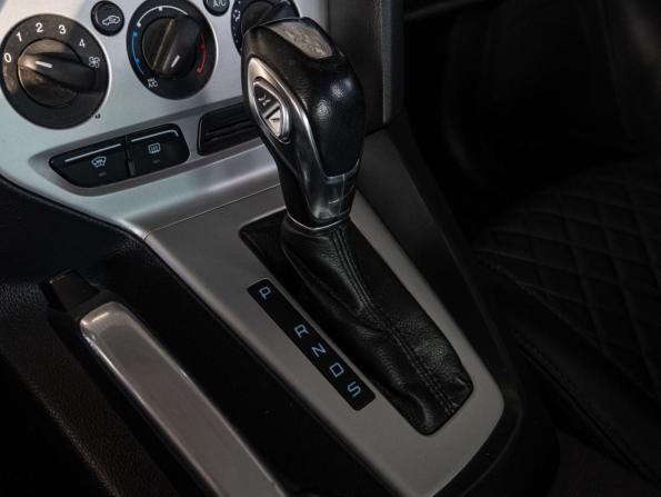 Ford Focus III с пробегом 2012 года, цена 825 000 рублей, 209621 км, седан, Автокод Объявления