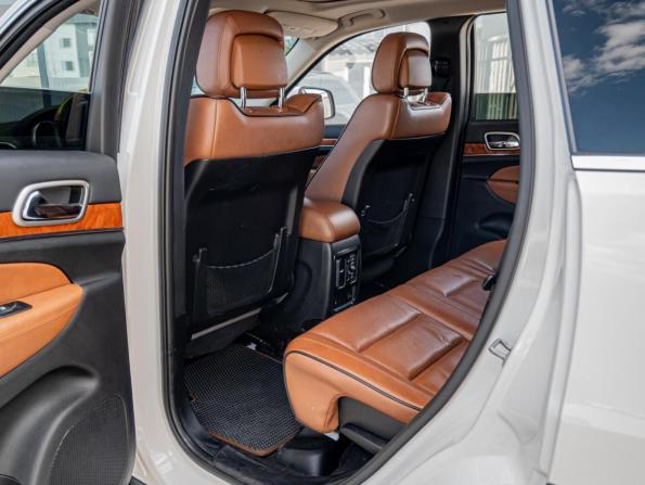 Jeep Grand Cherokee IV (WK2) с пробегом 2012 года, цена 2 315 000 рублей, 209028 км, внедорожник, Автокод Объявления