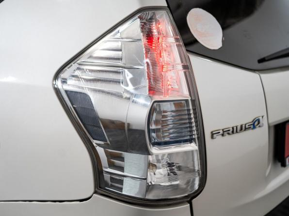 Toyota Prius Alpha I (ZVW40/41) с пробегом 2012 года, цена 1 150 000 рублей, 240000 км, универсал, Автокод Объявления