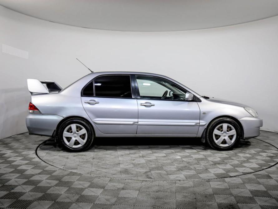 Mitsubishi Lancer IX Рестайлинг Санкт-Петербург  - изображение 4