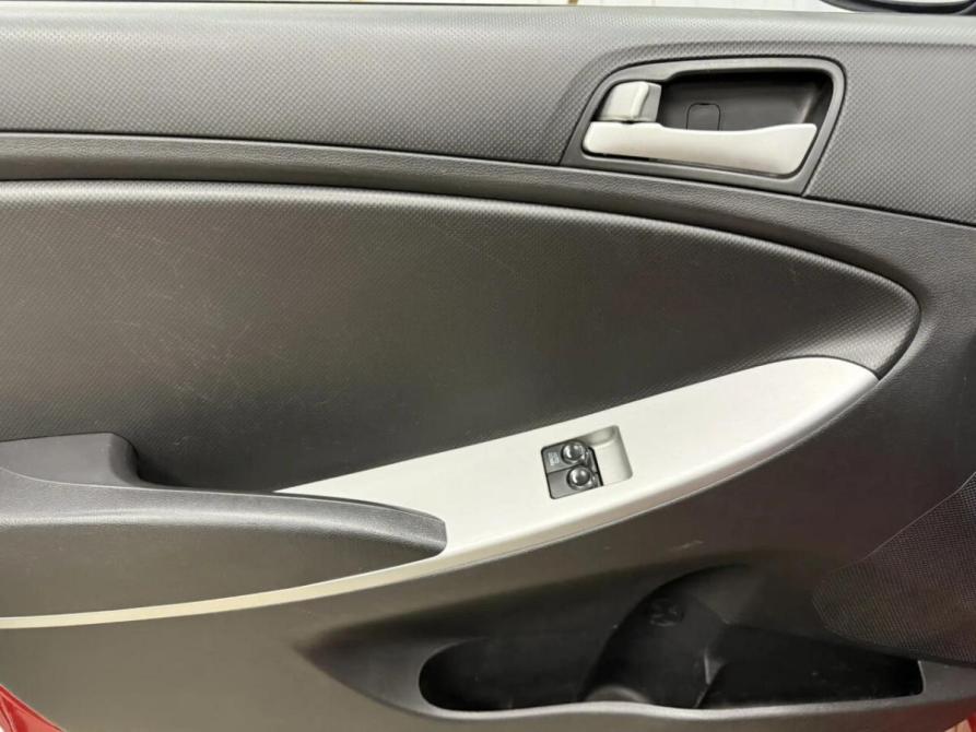 Hyundai Solaris I Набережные Челны  - изображение 6