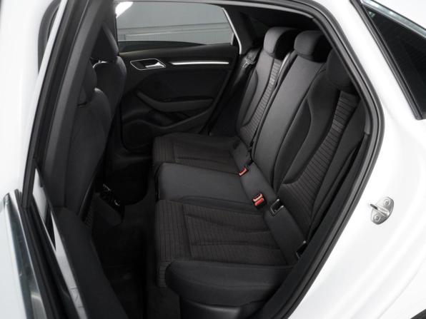 Audi A3 III (8V) Рестайлинг с пробегом 2017 года, цена 2 299 000 рублей, 122693 км, седан, Автокод Объявления