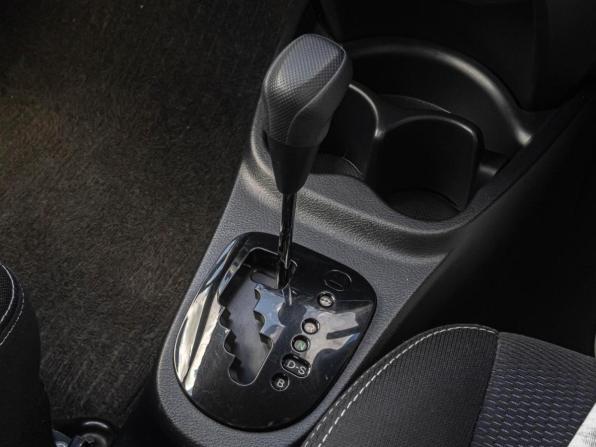 Toyota Vitz III (XP130) Рестайлинг 2 с пробегом 2018 года, цена 990 000 рублей, 98966 км, хэтчбек, Автокод Объявления
